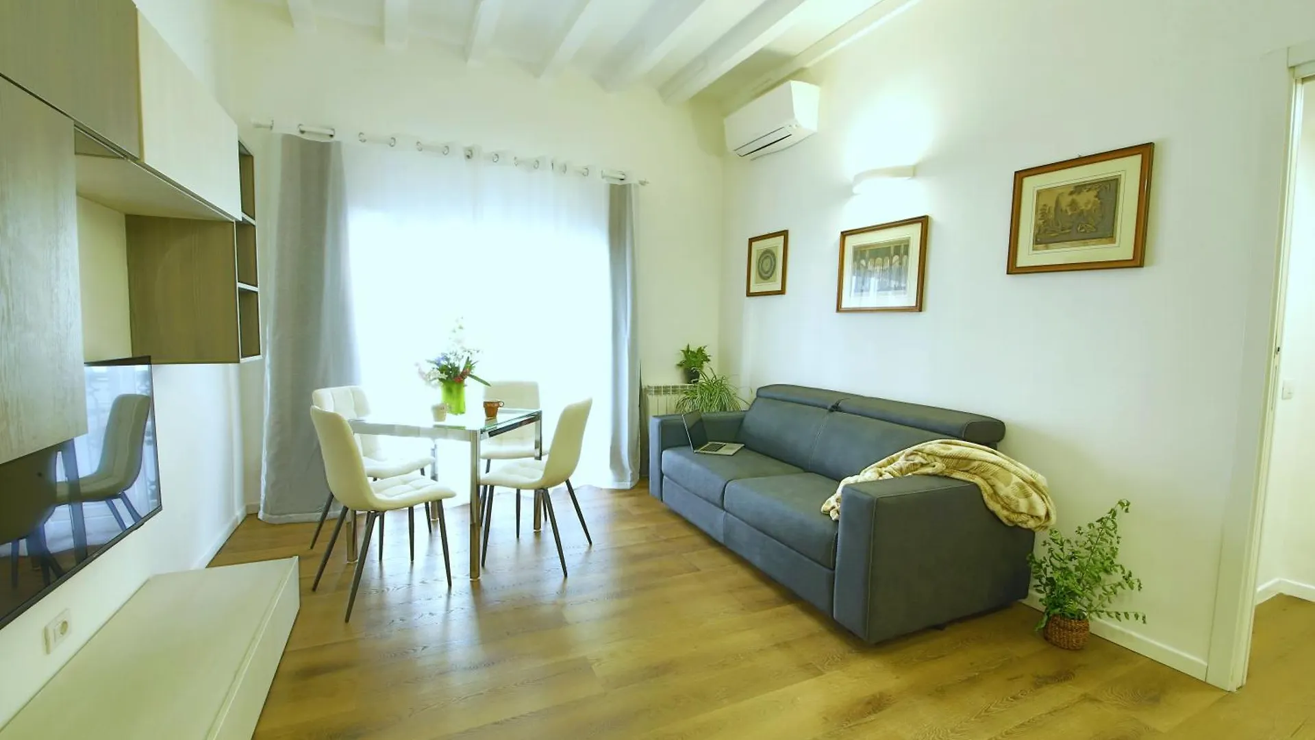 Suite Montenero Terme Milánó 0*,  Olaszország
