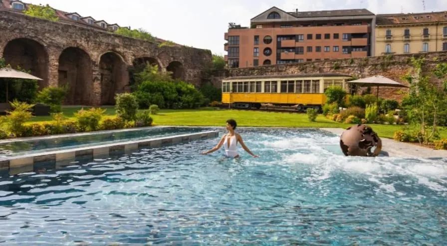 Suite Montenero Terme Milano 0*,  Italien